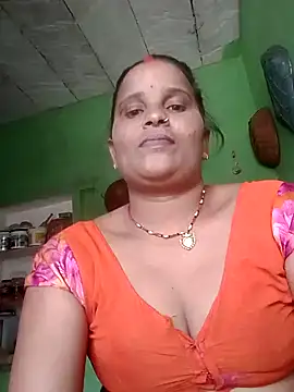 Snapshot of Shivani09900 chatting on June 5, 5:23 am Shivani09900 online show from June 5, 5:23 am