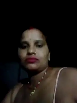 Snapshot of Shivani09900 chatting on July 5, 7:21 pm Shivani09900 online show from July 5, 7:21 pm