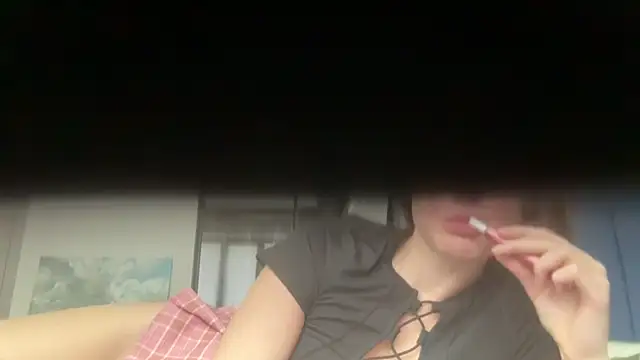 lizzyXpeach online show from May 26, 5:27 am