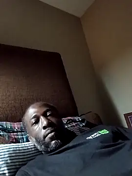 KingBlackStallion online show from April 3, 6:31 am