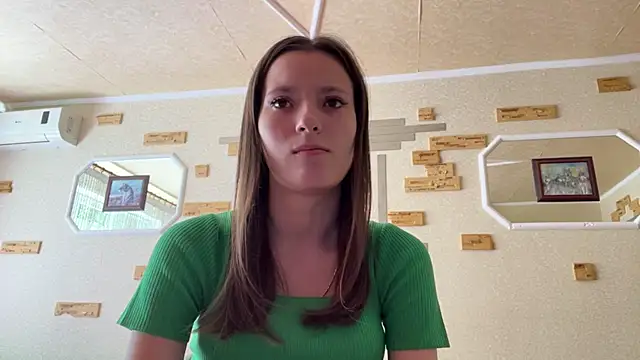 VersedFiend online show from June 2, 8:14 am