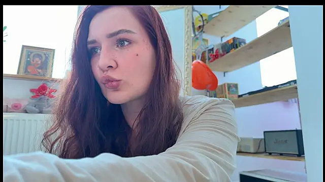 AurikTrix online show from March 24, 2:44 am