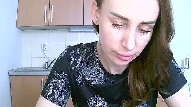 GlarysLoveressSx online show from March 24, 12:38 pm