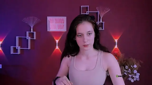 nami glow online show from March 30, 10:50 am