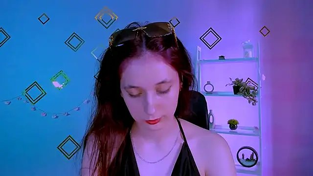 Snapshot of nami_glow chatting on May 26, 9:07 am nami glow online show from May 26, 9:07 am