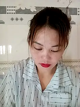 meg 06 online show from May 5, 12:13 am