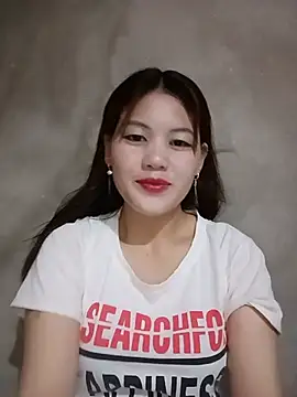 meg 06 online show from June 19, 2:12 pm