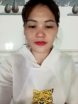meg 06 online show from April 27, 4:21 am