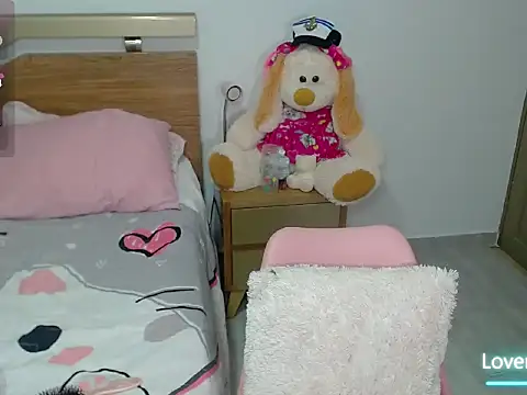 honey-blossom online show from May 29, 5:02 am