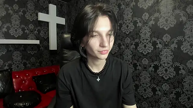 Snapshot of AdonBev chatting on May 23, 5:06 am AdonBev online show from May 23, 5:06 am