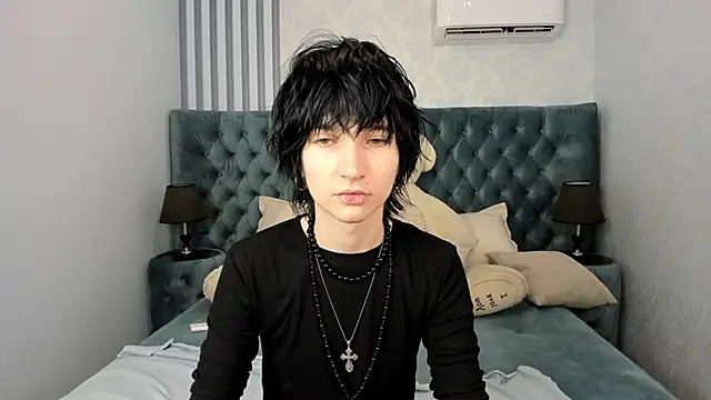 Snapshot of AdonBev chatting on June 28, 5:25 am AdonBev online show from June 28, 5:25 am