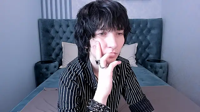 Snapshot of AdonBev chatting on June 19, 5:46 am AdonBev online show from June 19, 5:46 am
