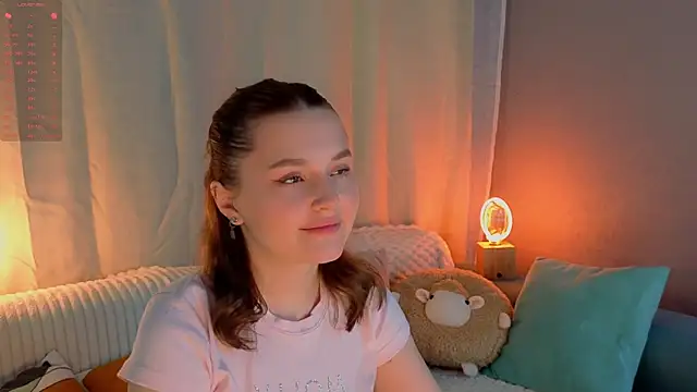 LorriMonz online show from June 4, 1:54 am