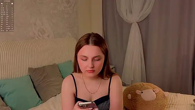 LorriMonz online show from June 20, 1:54 am