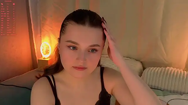 LorriMonz online show from June 2, 1:27 am