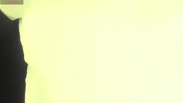 Snapshot of Astra_Glow chatting on May 8, 1:15 pm Astra Glow online show from May 8, 1:15 pm