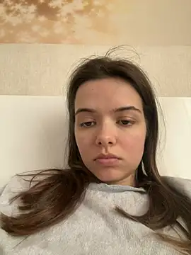 AForbiddenFlower online show from April 9, 5:20 am