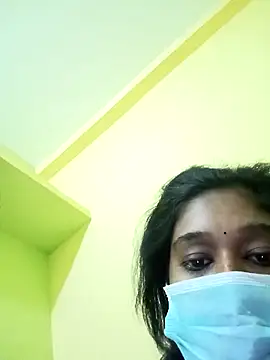 bannerjeesneha20 online show from April 11, 9:18 pm
