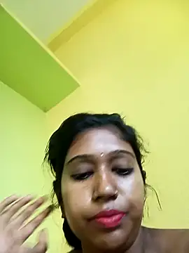bannerjeesneha20 online show from May 6, 2:26 am