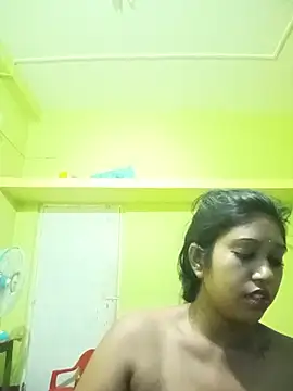 bannerjeesneha20 online show from May 17, 11:16 pm