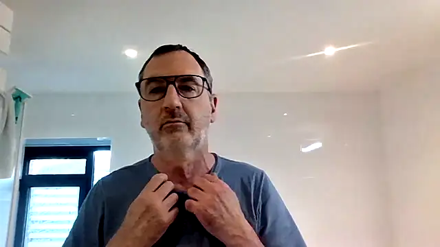 Snapshot of HotLucas66 chatting on April 8, 5:31 am HotLucas66 online show from April 8, 5:31 am