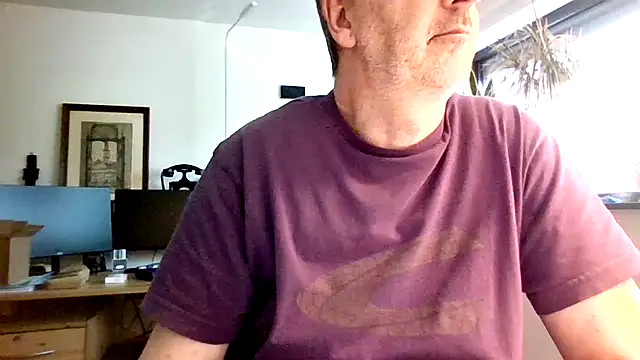 Snapshot of HotLucas66 chatting on April 25, 4:48 pm HotLucas66 online show from April 25, 4:48 pm