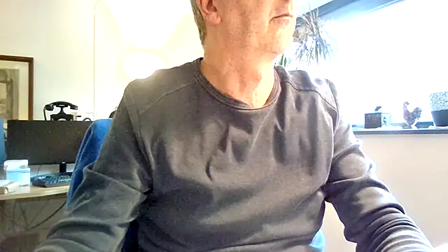 Snapshot of HotLucas66 chatting on March 30, 4:19 pm HotLucas66 online show from March 30, 4:19 pm