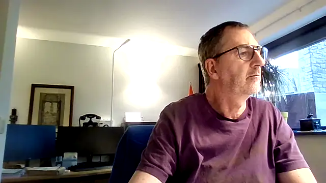 Snapshot of HotLucas66 chatting on March 25, 11:42 am HotLucas66 online show from March 25, 11:42 am