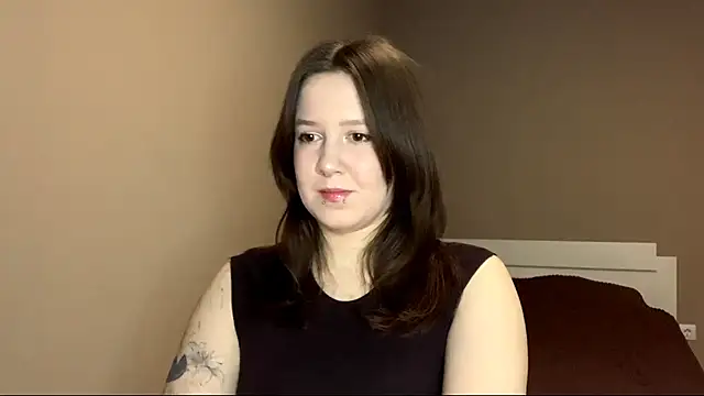 SatinyStoic online show from April 7, 4:20 pm