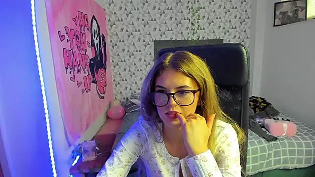 Snapshot of iness_lex chatting on March 24, 1:11 pm iness lex online show from March 24, 1:11 pm