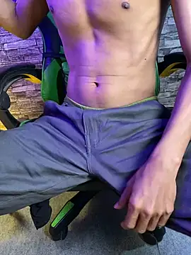 tukangcoli31 online show from April 2, 3:46 am