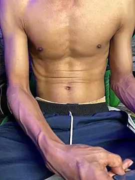 tukangcoli31 online show from April 17, 11:51 pm