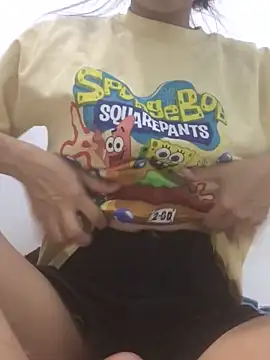 Snapshot of Yuri_k2 chatting on April 6, 1:45 pm Yuri k2 online show from April 6, 1:45 pm