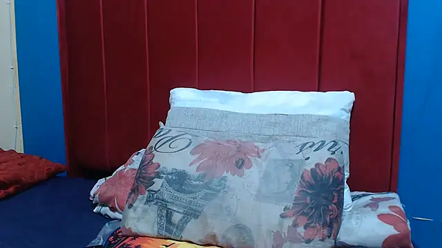 DarkBeautyX online show from July 12, 7:58 pm