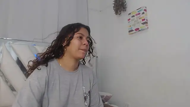 AlannaHarper online show from June 18, 10:59 pm
