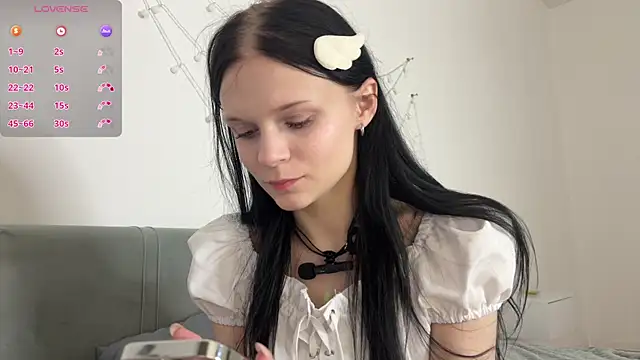meowchaa online show from June 5, 5:18 pm
