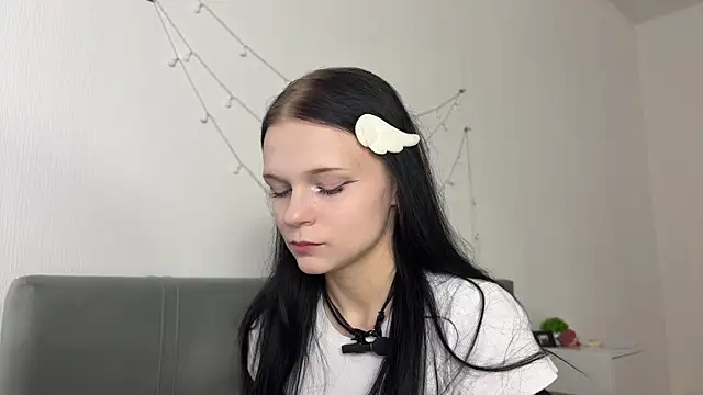 meowchaa online show from June 27, 3:23 am