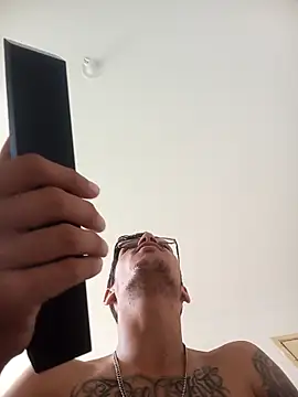 CARLITO XP online show from April 3, 3:29 pm