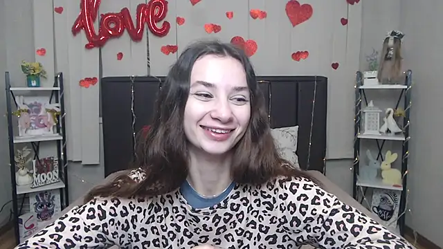 Je55icaBreeze online show from April 15, 5:24 am