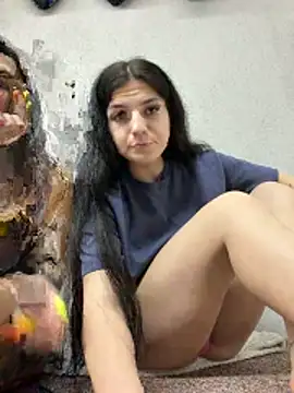 christahot online show from April 10, 5:09 pm