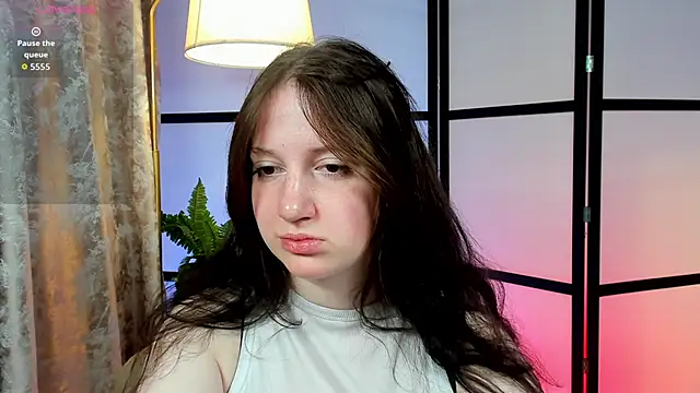Elisabeth Binder online show from March 31, 4:03 am
