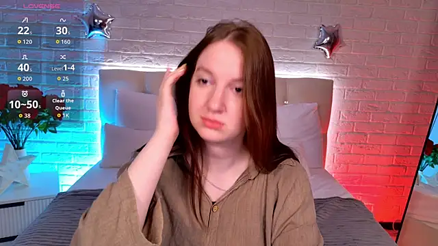 Elisabeth Binder online show from May 31, 3:45 am