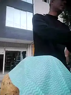 Snapshot of wet_vika chatting on March 25, 10:58 am wet vika online show from March 25, 10:58 am