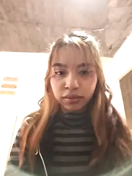 Snapshot of Atenea_7 chatting on March 27, 8:32 pm Atenea 7 online show from March 27, 8:32 pm