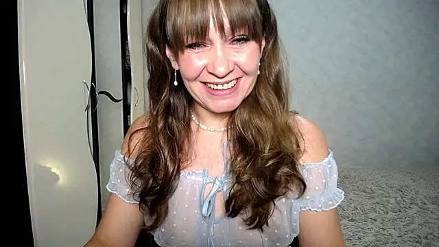 Snapshot of eastern_fairy_talee chatting on June 4, 6:23 pm eastern fairy talee online show from June 4, 6:23 pm