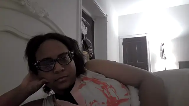 biancadoesit online show from March 28, 5:08 am