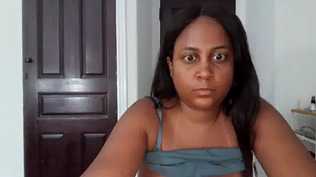 Snapshot of biancadoesit chatting on June 8, 1:28 am biancadoesit online show from June 8, 1:28 am