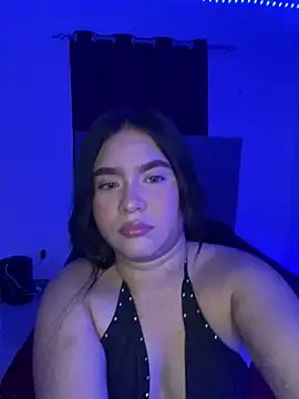 tanitapretty online show from March 31, 1:18 am