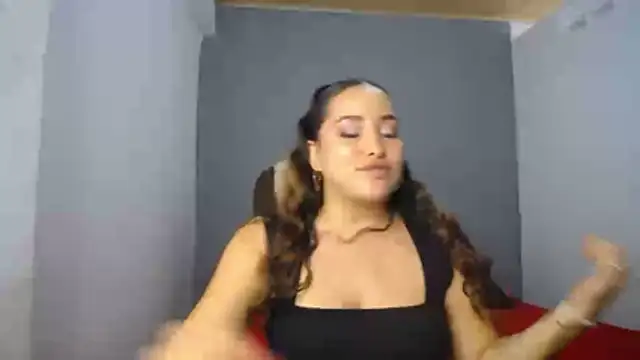 Snapshot of Ivanna_Vegax chatting on April 11, 8:45 pm Ivanna Vegax online show from April 11, 8:45 pm