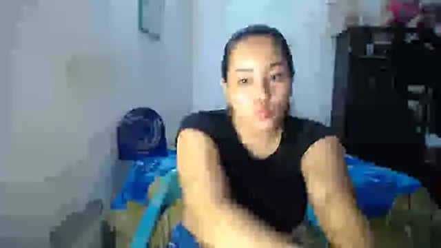 Snapshot of Ivanna_Vegax chatting on April 17, 1:30 am Ivanna Vegax online show from April 17, 1:30 am